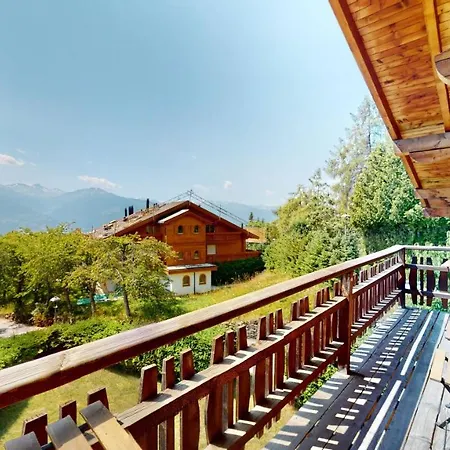 Appartement With Spectacular View Of The Peaks